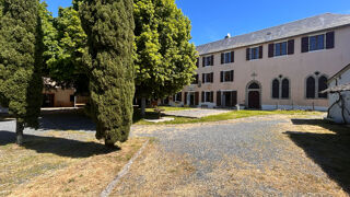  Maison à vendre 15 + pièces 1059 m²