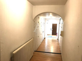  Immeuble à vendre 13 pièces 580 m²