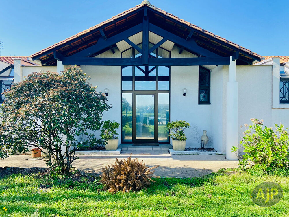 Maison d'architecte T4 sur 2700m2 de terrain !