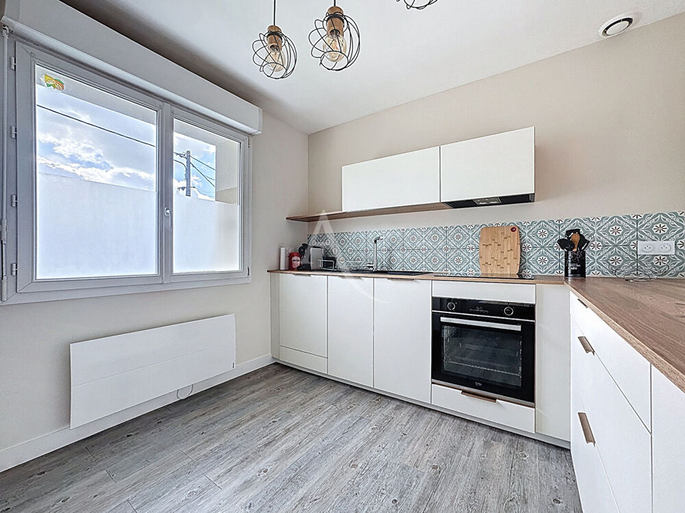 Location Maison Maison meublée à louer ? Saint-Céneré / Montsûrs - 70.51 m2 Montsurs