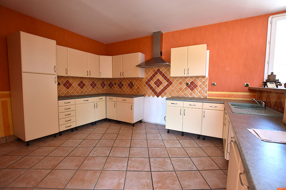 Vente Maison MAISON DE VILLAGE 123M². LE MAYET DE MONTAGNE Le mayet de montagne