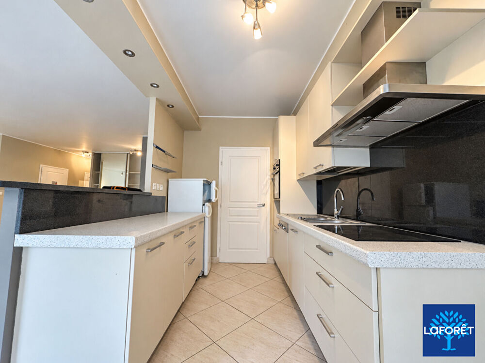Vente Appartement VALENCIENNES ? APPARTEMENT DE STANDING DE 105 m² AVEC TERRASSE, GARAGE FERMÉ ET PARKING Valenciennes