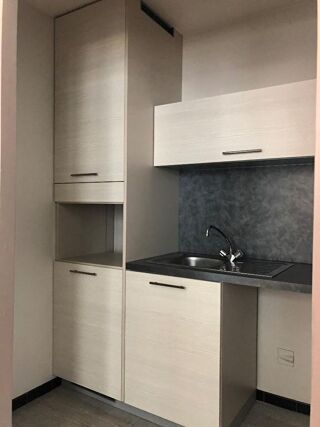 Appartement à louer 1 pièce 24 m²