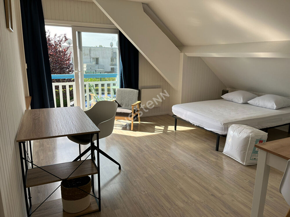 Location Appartement LOCATION ETUDIANTE STUDIO  MEUBLE  LOUE A L'ANNEE - SAINT MALO PARAME Parame