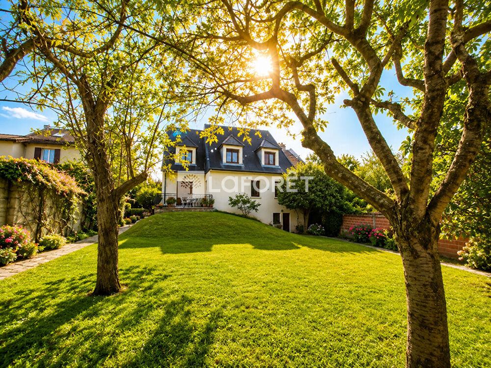 Maison 9 pièces 205 m² · à Le Raincy · 205 m² · 869 000 €