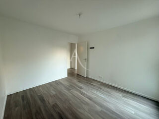  Appartement à louer 2 pièces 46 m²