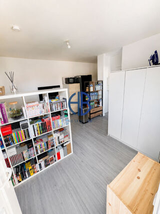  Immeuble à vendre 6 pièces 200 m²