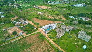  Maison � vendre 9 pi�ces 300 m� Nguerigne