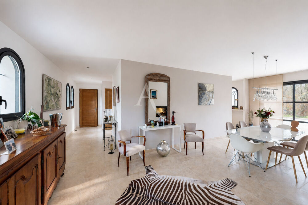 PROPRIÉTÉ CONTEMPORAINE D'EXCEPTION AUX PORTES DE TOULOUSE