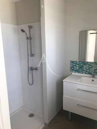  Appartement � vendre 5 pi�ces 111 m� Fort de france