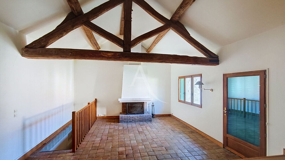 Vente Maison Maison de caractère - Ancien corps de ferme rénové - Nombreux espaces - Cour, préau et caves - 7 pièce(s) 195,12 m2 Massy