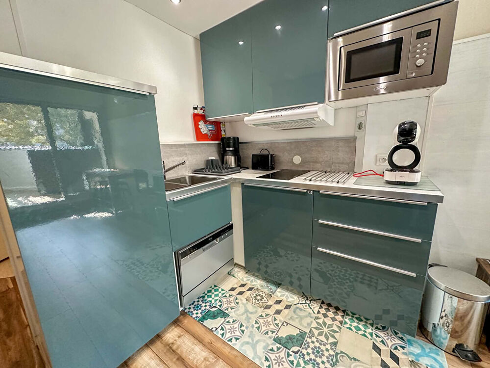 Vente Appartement Studio cabine rénové avec parking La grande motte