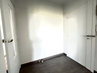  Appartement à louer 3 pièces 57 m²