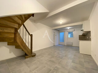  Appartement à louer 4 pièces 62 m²