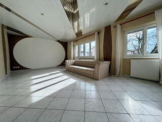  Appartement � louer 3 pi�ces 77 m�