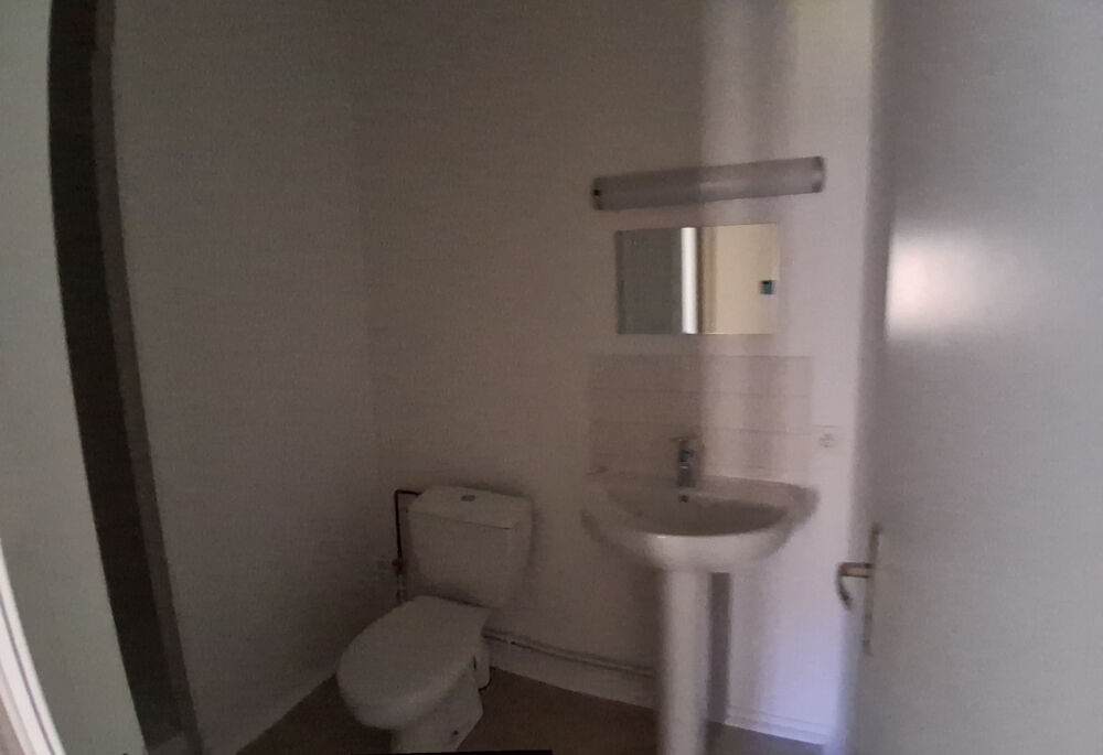 Location Appartement Appartement en RDC, au bourg de St Germain du Bois St germain du bois