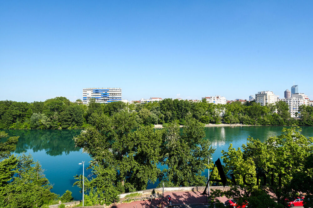 Vente Appartement Appartement T5 158m2  - 3 chambres - Balcon - Vue Rhône à Lyon 4ème Lyon 4
