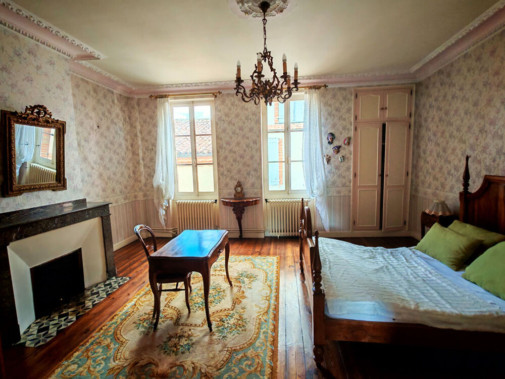 Charmante maison de ville Moissac 4 pièces 144 m²