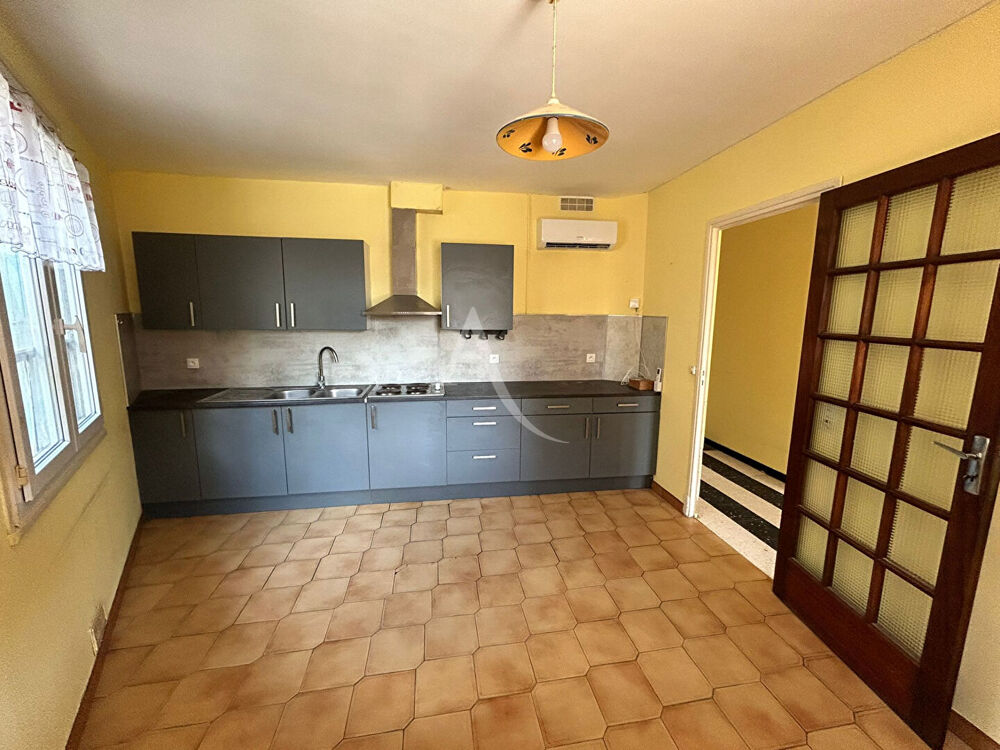 Vente Maison Maison à rénover t4 située entre Narbonne et Lézignan Corbieres Canet