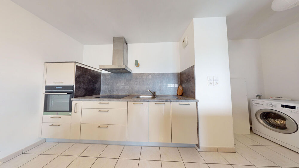 Location Appartement LOCATION T2 MEUBLÉ ANNEMASSE CENTRE AVEC GARAGE. Annemasse