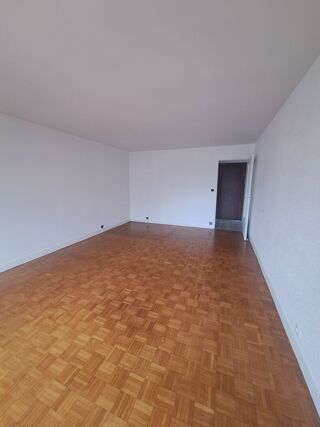  Appartement à louer 1 pièce 34 m²