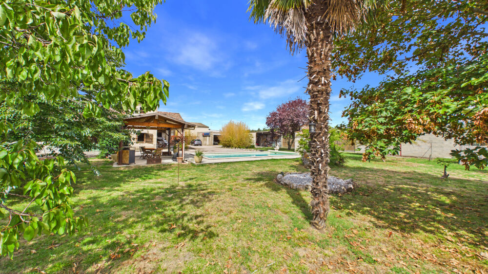 Maison familiale avec piscine à proximité du centre-ville de Montauban