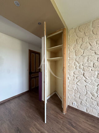  Appartement à louer 2 pièces 38 m²