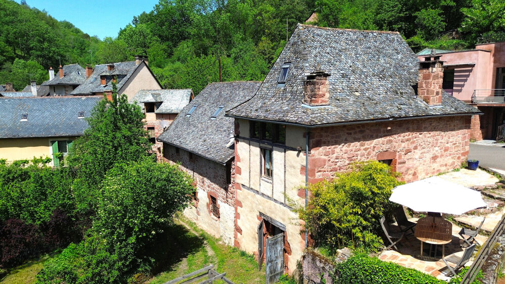 Maison Villecomtal 5 pièces 150 m2 + 76m² aménageable sur 585 m² de terrain