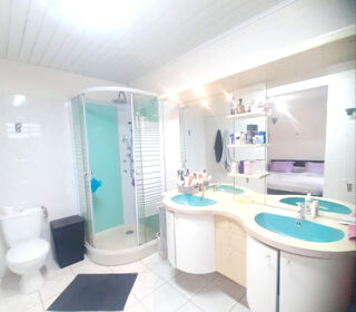  Maison  vendre 4 pices 146 m