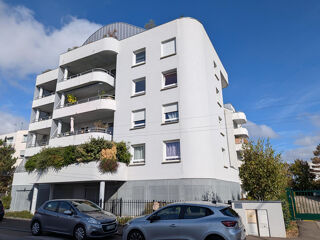  Appartement à louer 3 pièces 63 m²