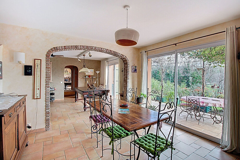 A VENDRE ! VILLECROZE - Maison 147 m² avec piscine et superbe vue dégagée