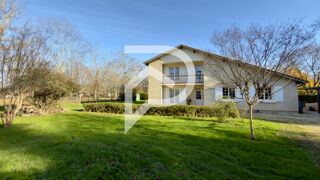  Maison � vendre 7 pi�ces 204 m�