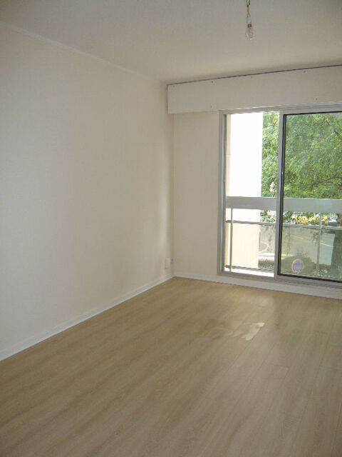   Studio 23 m² Appartement - 1 pièce(s) - 23 m²