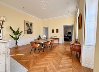  Appartement � vendre 4 pi�ces 165 m�