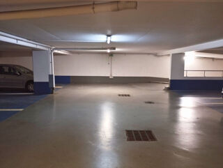  Parking / Garage à vendre  Paris