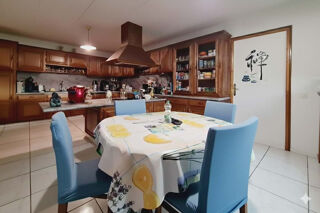  Maison � vendre 8 pi�ces 210 m�