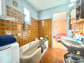  Immeuble à vendre 168 m²