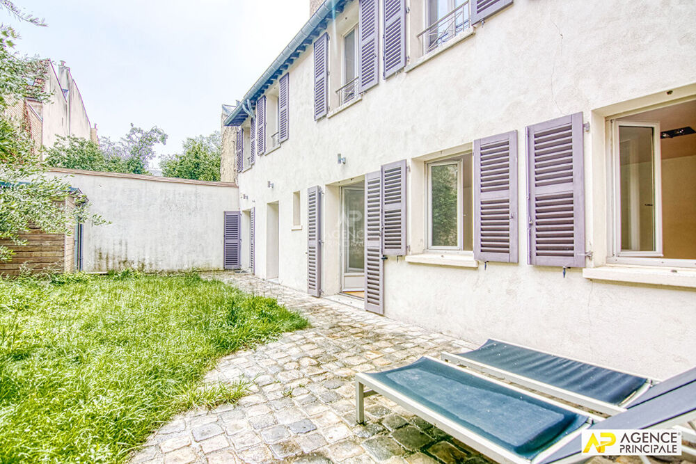Vente Maison Versailles Notre-Dame Maison ancienne de 5 pièces 113 m²  carrez avec jardin de 104 M² Versailles