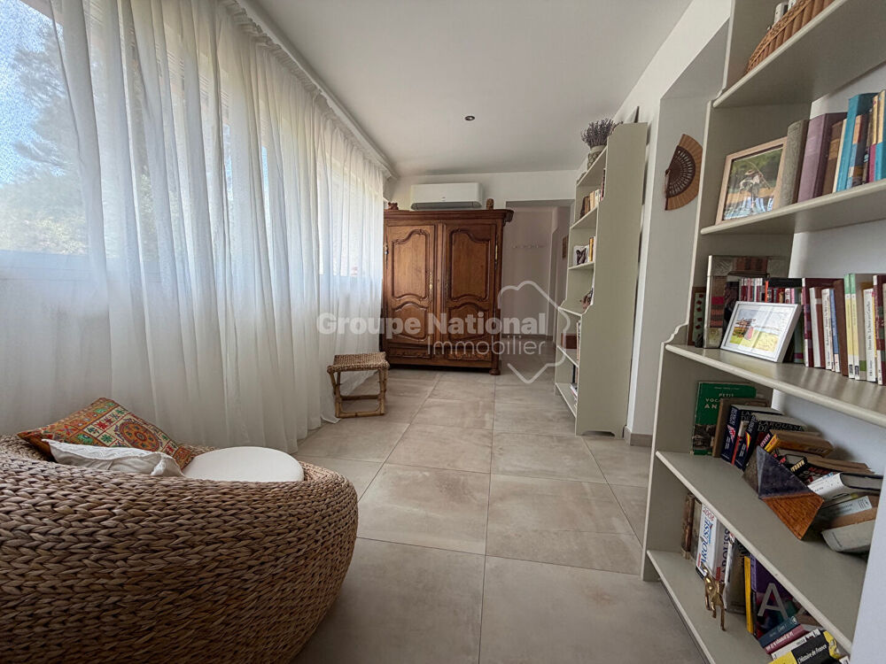 Vente Maison Villa Caveirac 5 pièce(s) avec grand garage Caveirac