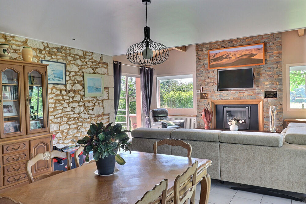 Maison 6 pièces 191 m² · à Sainte Colombe · 191 m² · 439 460 €