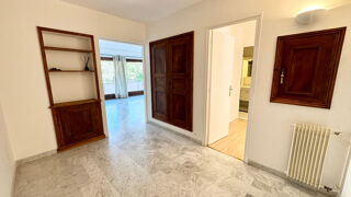  Appartement à louer 3 pièces 80 m²
