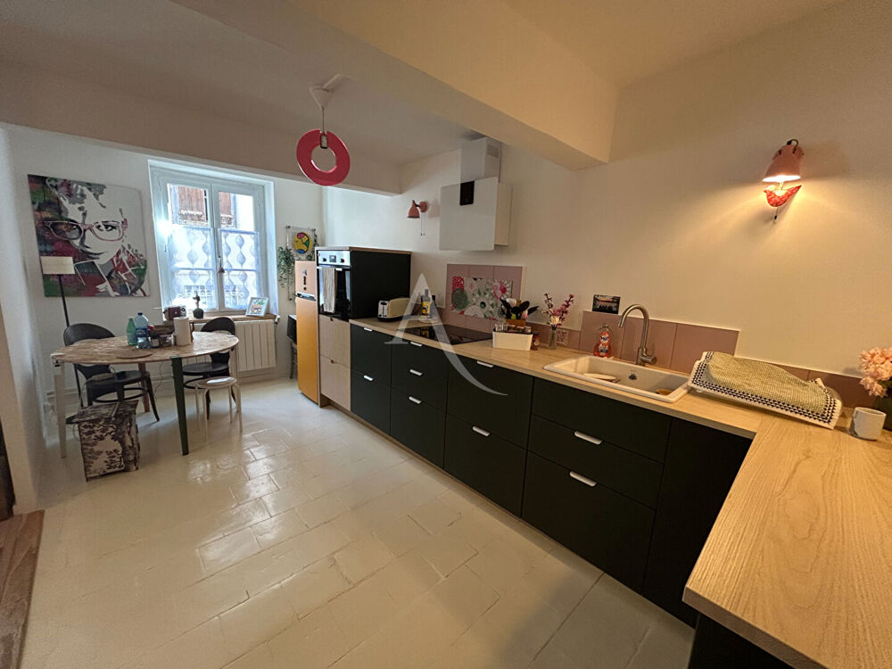 Immeuble de caractère 2 appartements rénovés + fort potentiel Bastide de Carcassonne