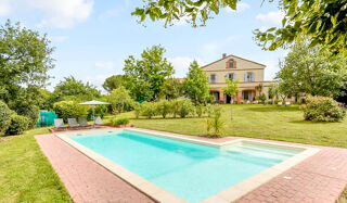  Villa  vendre 13 pices 498 m