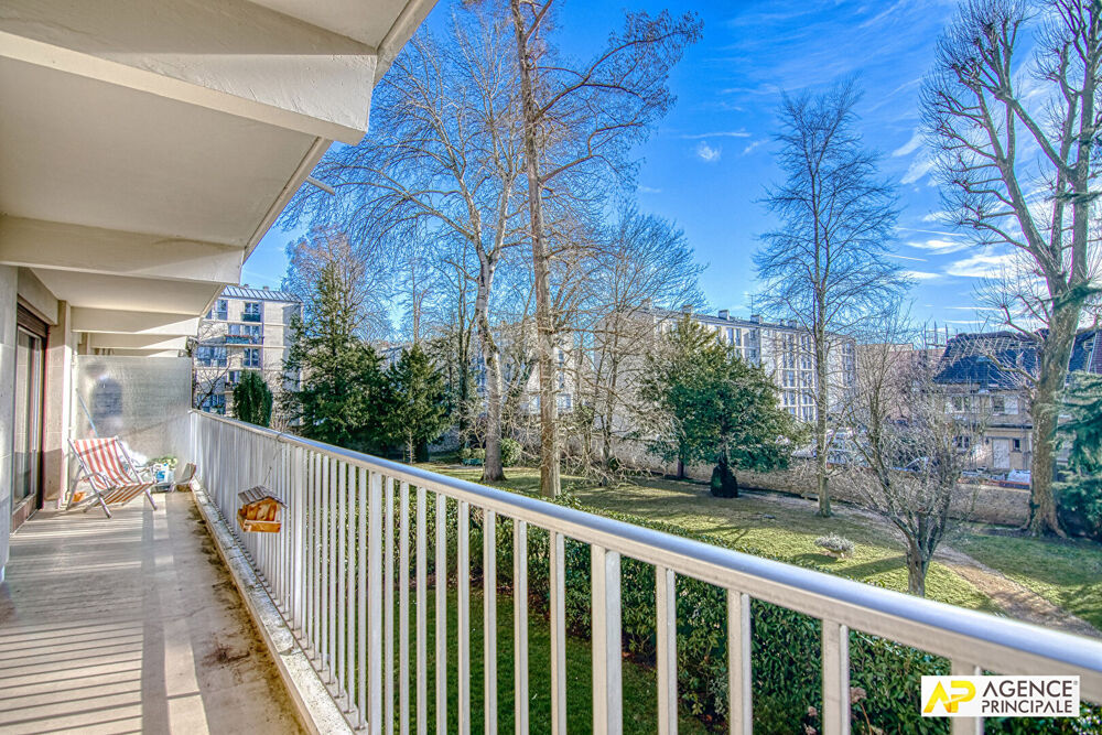Appartement 6 pièces 128 m² · à Versailles · 128 m² · 880 000 €