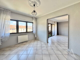  Appartement � louer 4 pi�ces 76 m�