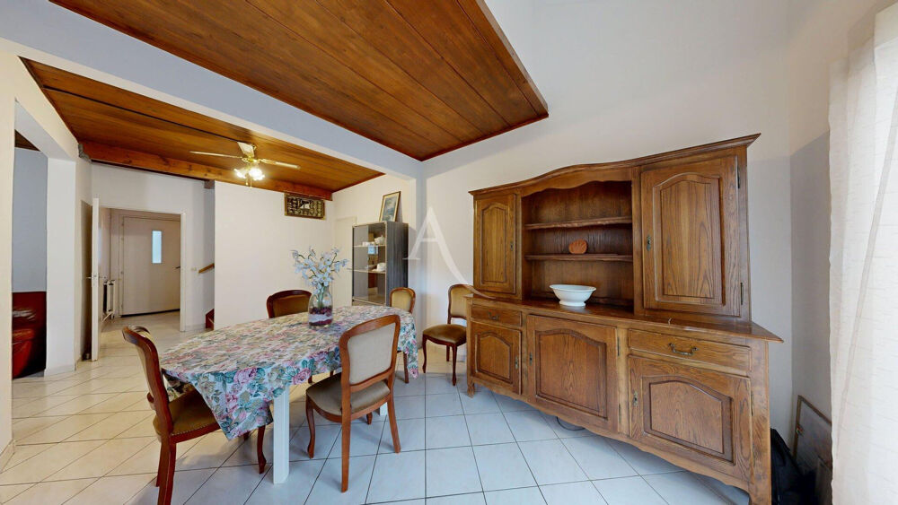 VAURÉAL - LA MAISON FAMILIALE QUI A TOUT POUR PLAIRE !!!
