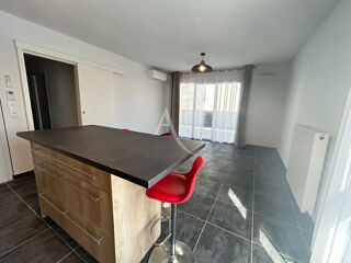  Appartement à louer 3 pièces 60 m²