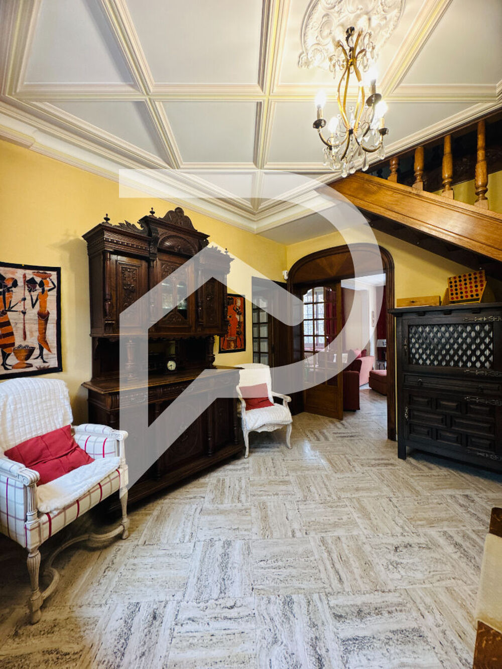 CORMONTREUIL - NOUVEAUTE - A VENDRE - Maison de type 6 avec extérieur et garage