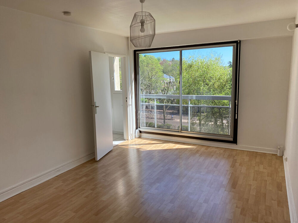 Location Appartement Studio Saint-Germain-en-Laye - rue des Marais Saint germain en laye