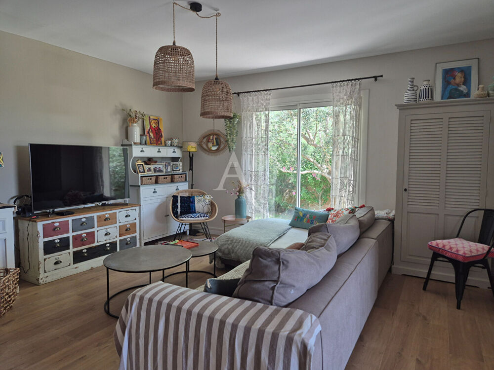 Vente Maison Villa T5 de 156 m2 - Piscine + studio indépendant - Balaruc les bains Balaruc les bains